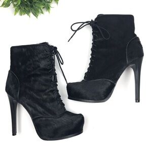 POUR LA VICTOIRE Leandra Black Pony Hair Lace Up Booties 7.5